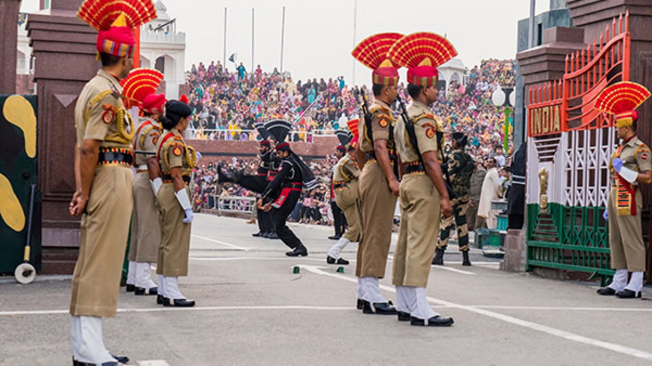 Attari Wagah Border Beating the Retreat Flag Ceremony - Globe Trek ...